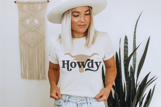 Howdy Longhorn T-Shirt — Western Cowboy Graphic T-Shirt
