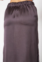 Load image into Gallery viewer, Purple Bee Satin High Waist Side Slit Midi Skirt
