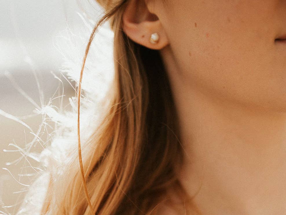 Pike Studs - Peach Moonstone: 14k Gold Filled