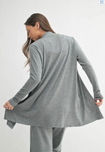Load image into Gallery viewer, Mono B Brushed Hacci Cardigan
