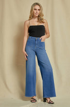 Load image into Gallery viewer, Mica Fiona Front Pocket Wide Leg Jeans
