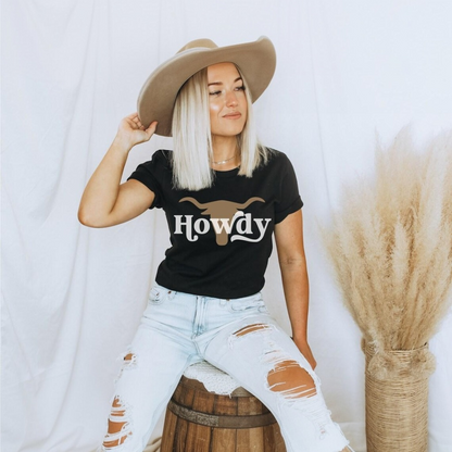 Howdy Longhorn T-Shirt — Western Cowboy Graphic T-Shirt