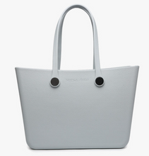 Load image into Gallery viewer, Carrie Versa Tote
