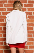 Load image into Gallery viewer, Soho Snakeskin Blazer
