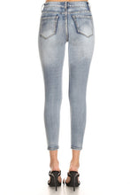 Load image into Gallery viewer, Flip Side Vintage Ankle Jeans
