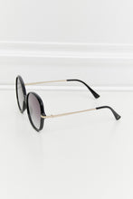 Load image into Gallery viewer, Haystack Hybrid Full Rim Sunglasses

